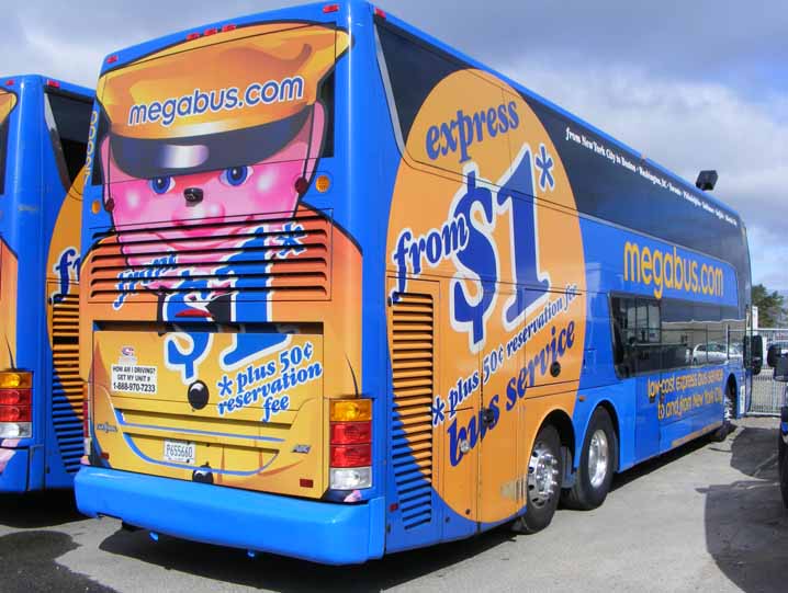 Megabus Van Hool Astromega TD925 DD027